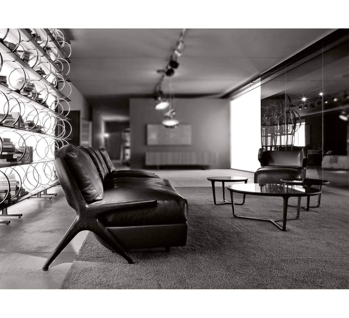 Стол STELLA Round Large Ceccotti Collezioni, стоимость 622 200 руб.  Фотография 6